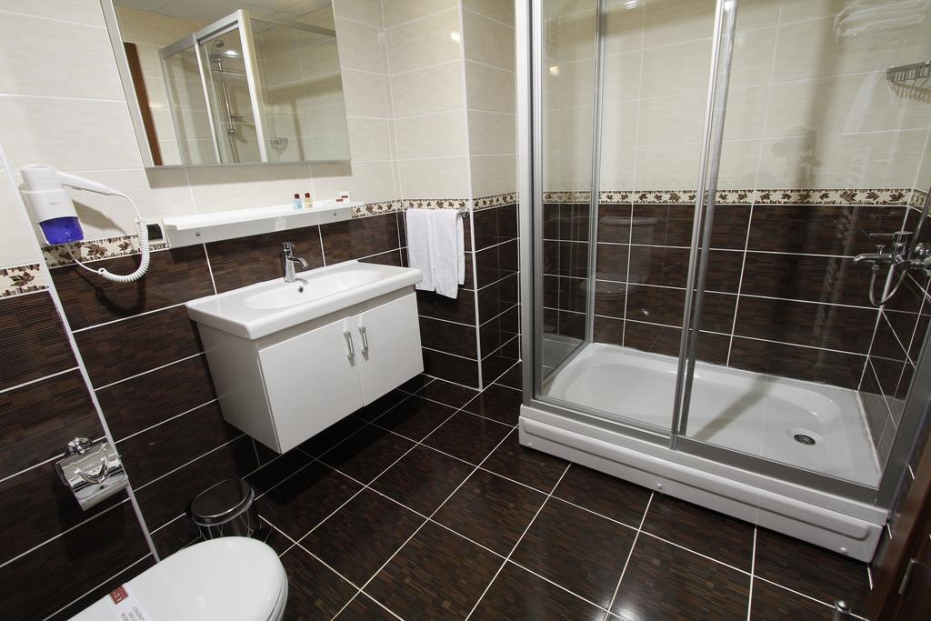 Kırklareli Royal Bilgic Hotel מראה חיצוני תמונה