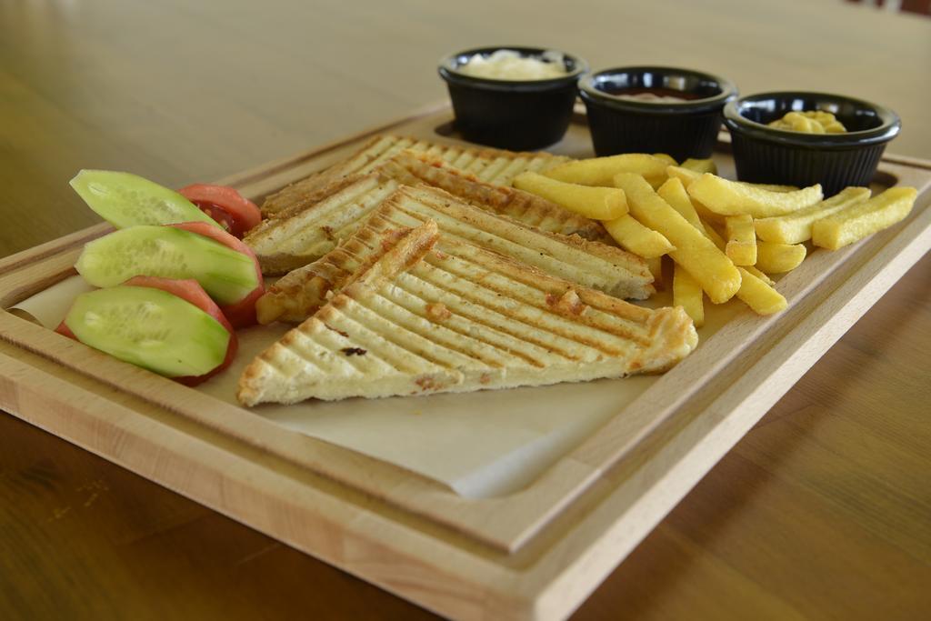 Kırklareli Royal Bilgic Hotel מראה חיצוני תמונה